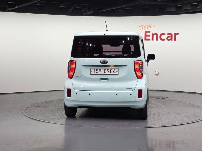 2016 Kia Ray VAN Deluxe photo 4
