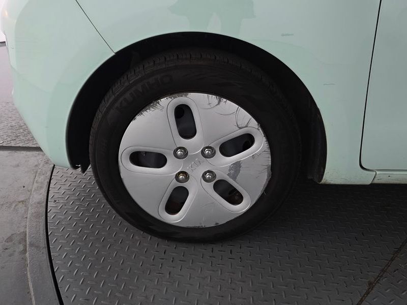 2016 Kia Ray VAN Deluxe photo 5