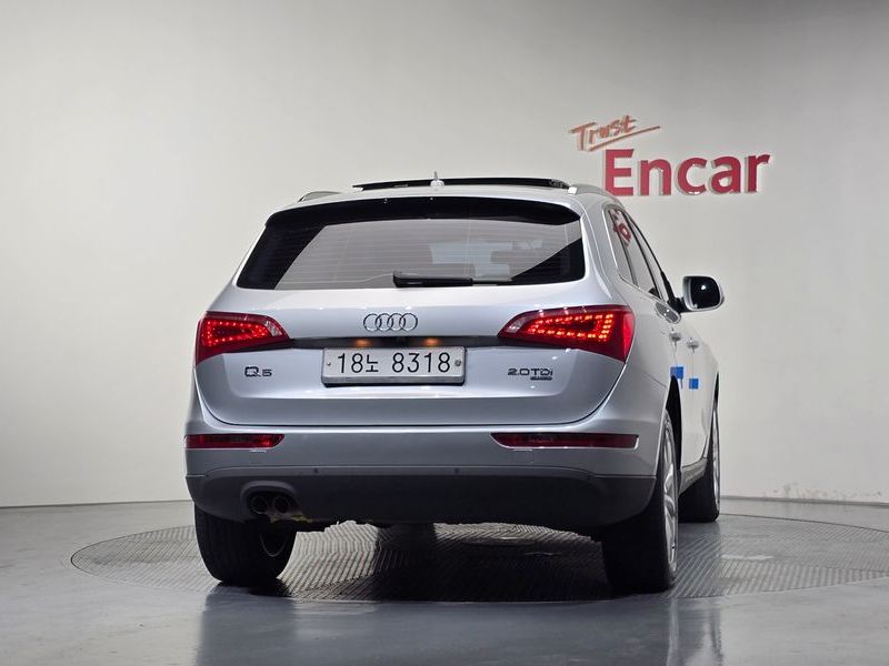 2012 Audi Q5 8R 2.0 TDI Quattro Dynamic 8R photo 4
