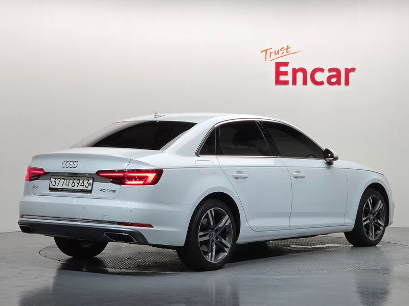 2019 Audi A4 B9 40 TFSI Premium photo 2