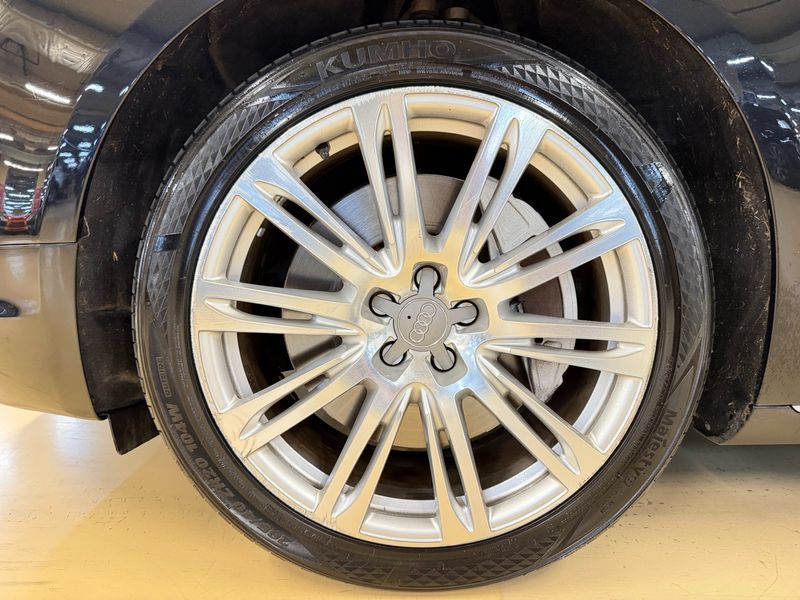2012 Audi A8 D4 4.2 FSI Quattro LWB D4 photo 5