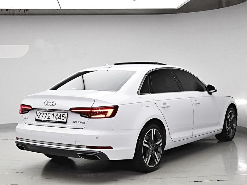 2019 Audi A4 B9 40 TFSI Premium photo 2