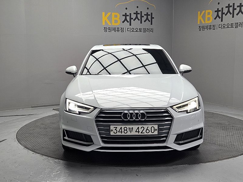 2019 Audi A4 B9 40 TFSI Premium photo 2