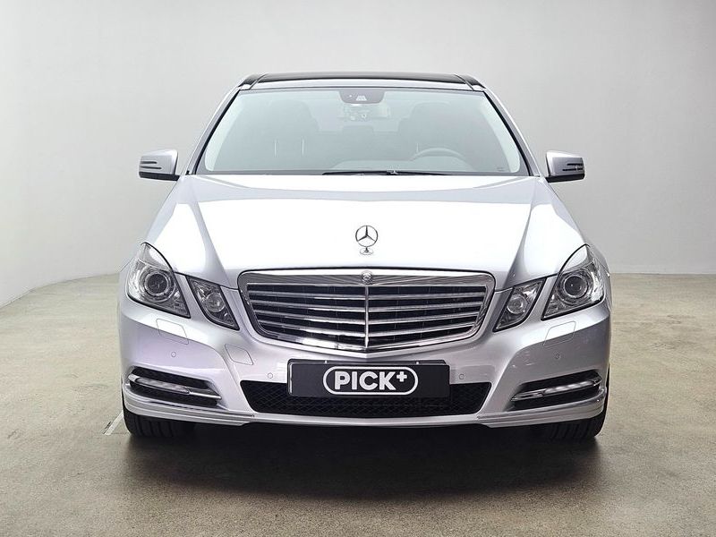 2012 Mercedes-Benz E-Class W212 E300 Elegance photo 3