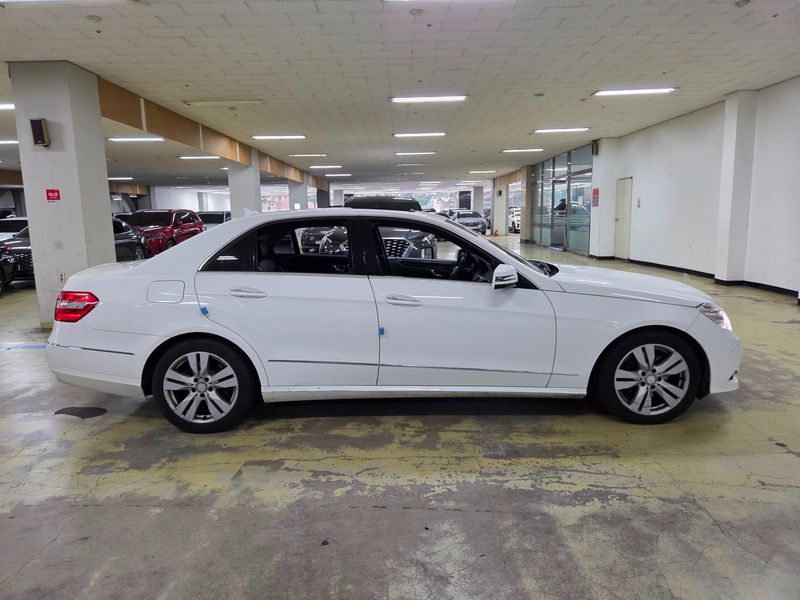 2013 Mercedes-Benz E-Class W212 E250 CDI 4MATIC photo 5