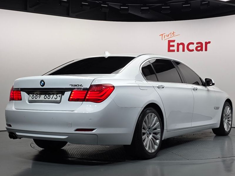 2012 BMW 7-Series 730Ld photo 2