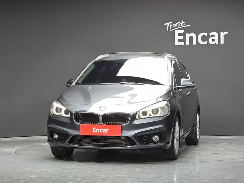 2016 BMW 2-Series Joy photo 3
