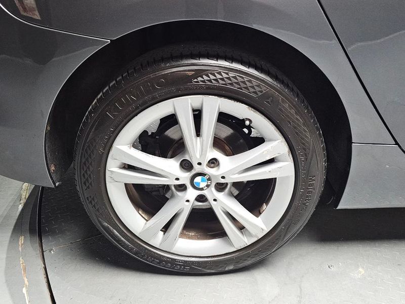 2016 BMW 2-Series Joy photo 5