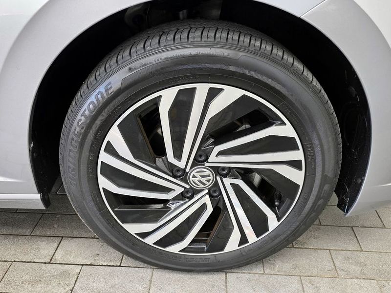 2021 Volkswagen Jetta 7th Generation 1.4 TSI Prestige photo 5
