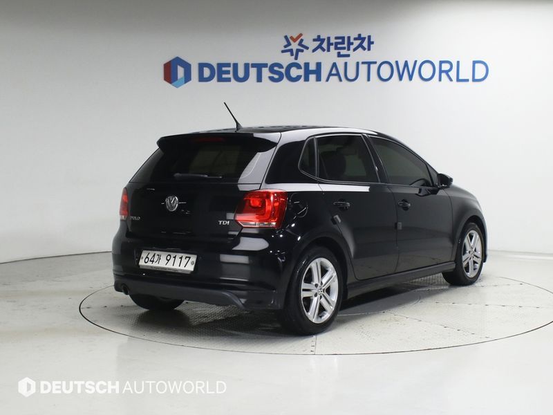 2014 Volkswagen Polo 1.6 TDI R-Line 5th photo 2