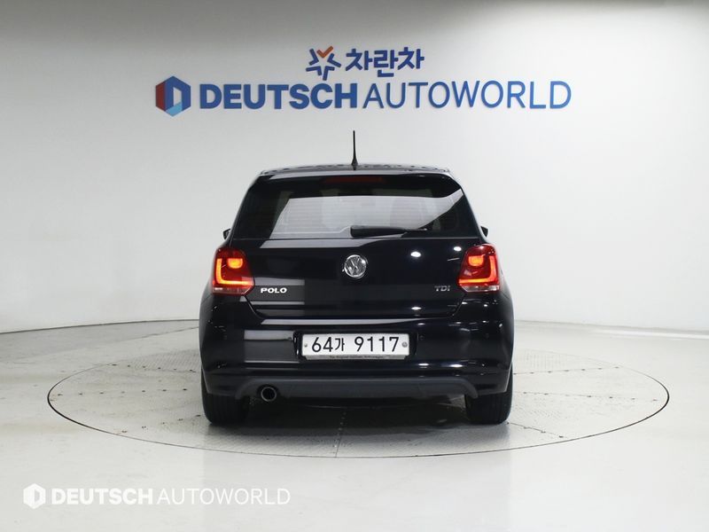2014 Volkswagen Polo 1.6 TDI R-Line 5th photo 4