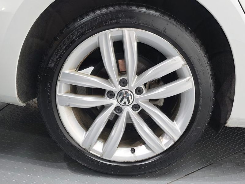 2018 Volkswagen Passat B8 2.0 TSI B7 photo 5