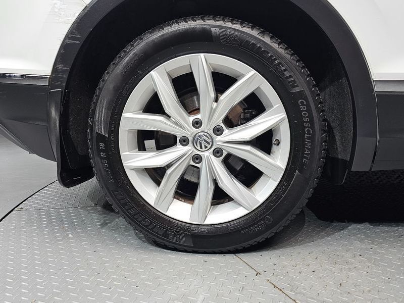 2020 Volkswagen Tiguan 2nd Generation 2.0 TDI Premium photo 5