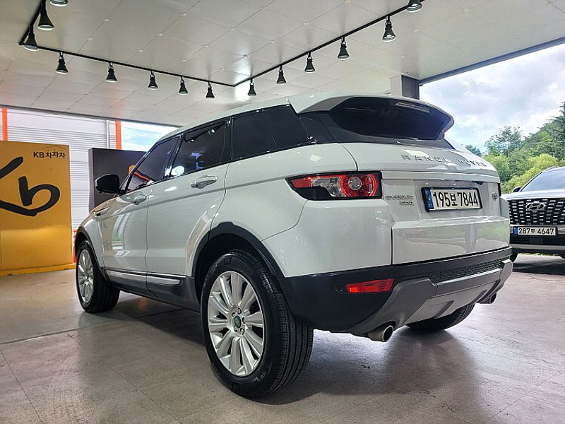 2014 Land Rover Range Rover Evoque L538 2.2 SD4 Pure photo 3