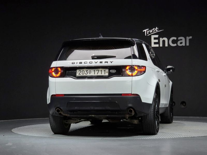 2019 Land Rover Discovery Sport L550 2.0 TD4 SE (150PS) photo 4