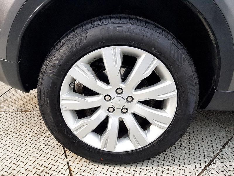 2016 Land Rover Discovery Sport L550 2.0 TD4 HSE Luxury photo 5