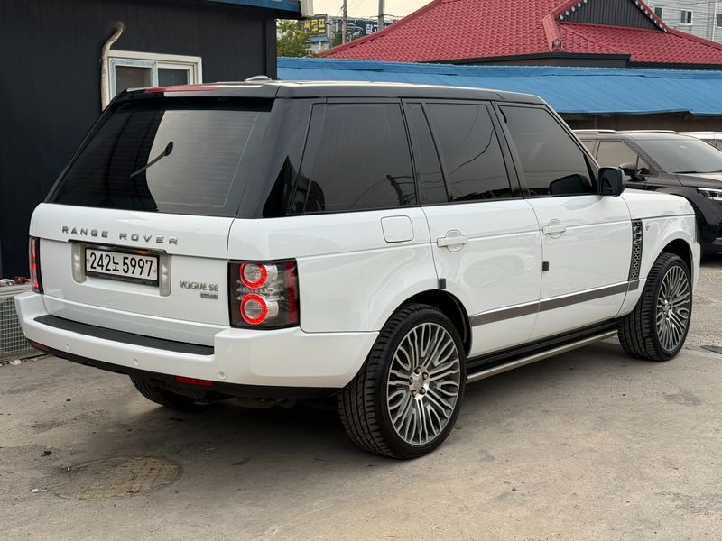 2012 Land Rover Range Rover L405 4.4 TDV8 Vogue photo 4