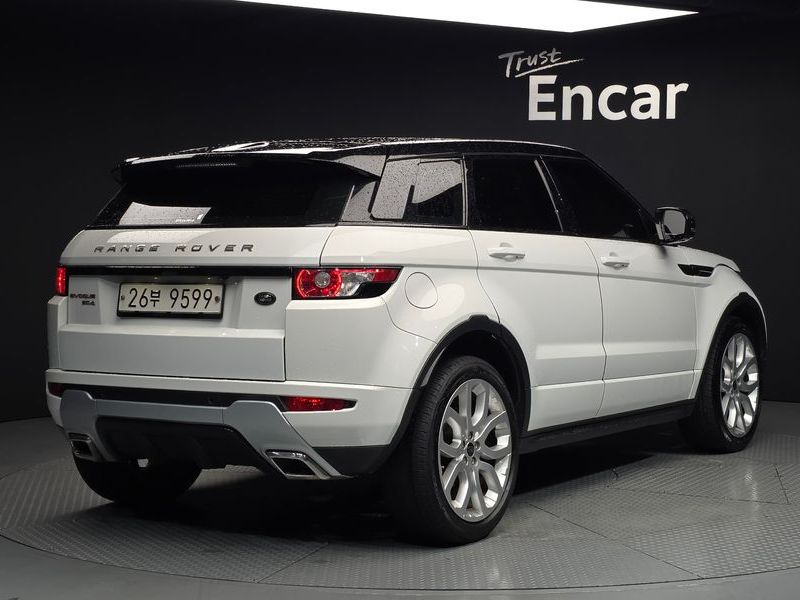 2013 Land Rover Range Rover Evoque L538 2.2 SD4 Dynamic photo 2