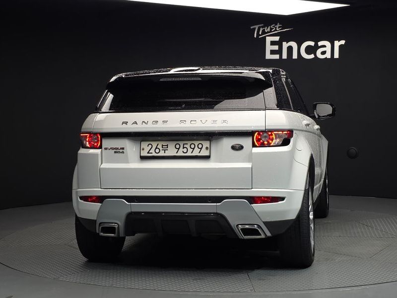2013 Land Rover Range Rover Evoque L538 2.2 SD4 Dynamic photo 4