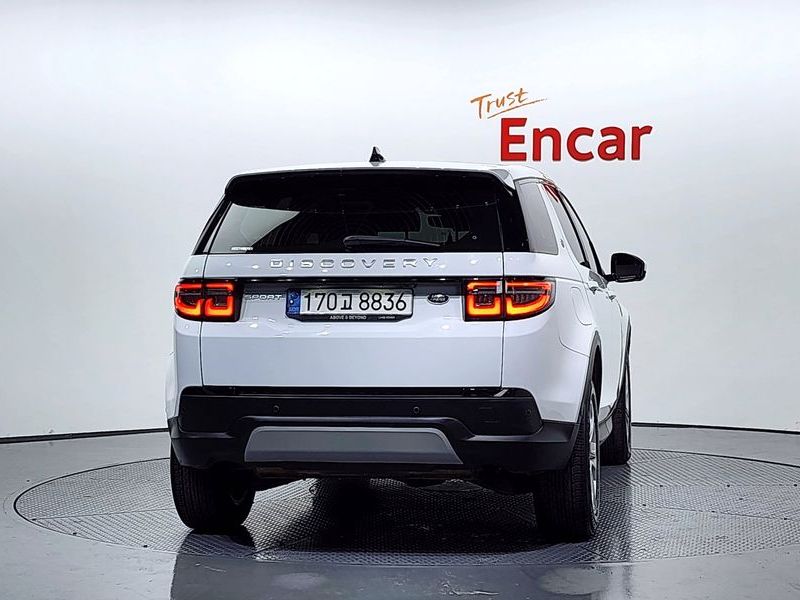 2021 Land Rover Discovery Sport L550 P250 S photo 4