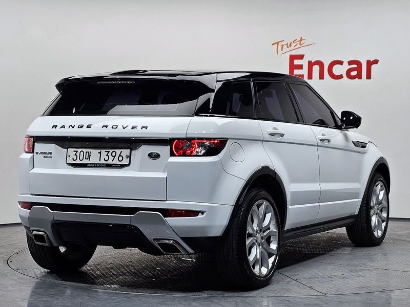 2014 Land Rover Range Rover Evoque L538 2.2 SD4 Dynamic photo 2