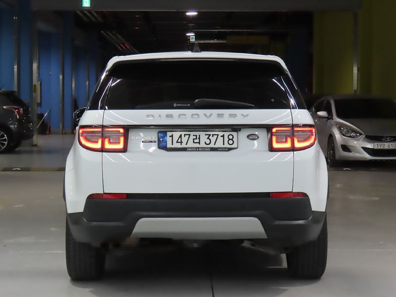 2020 Land Rover Discovery Sport L550 D180 S photo 4