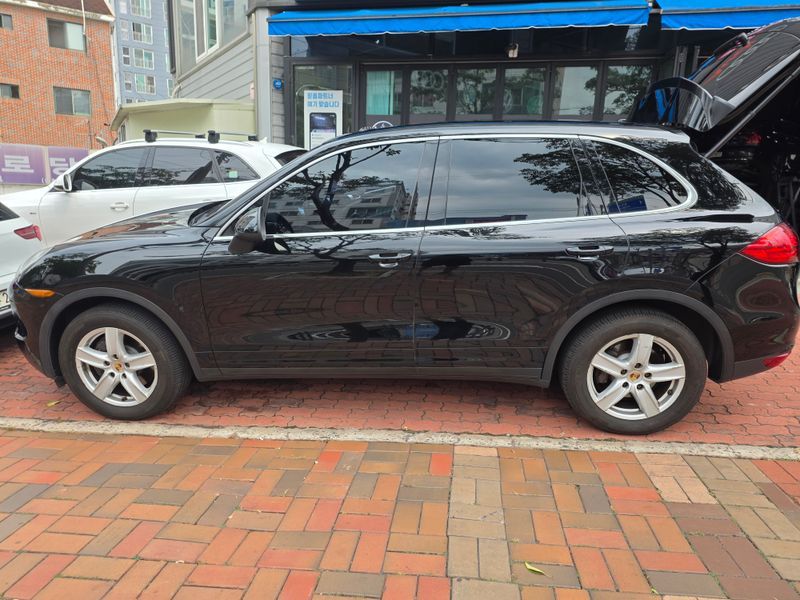 2012 Porsche Cayenne 958 3.6 Platium Edition 958 photo 3