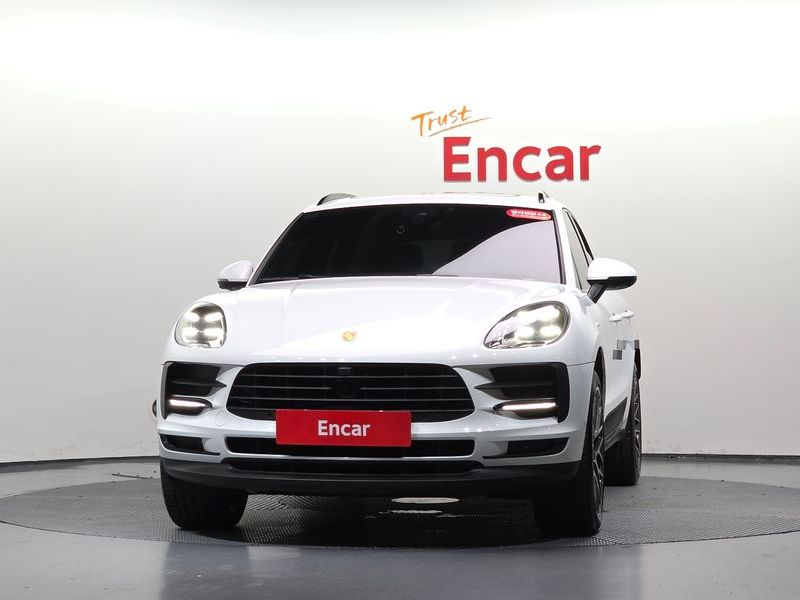 2021 Porsche Macan 95B 2.0 95B photo 3