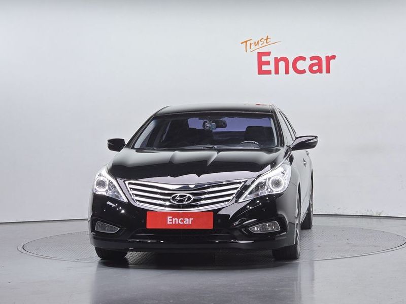 2012 Hyundai Grandeur HG HG240 Luxury photo 3