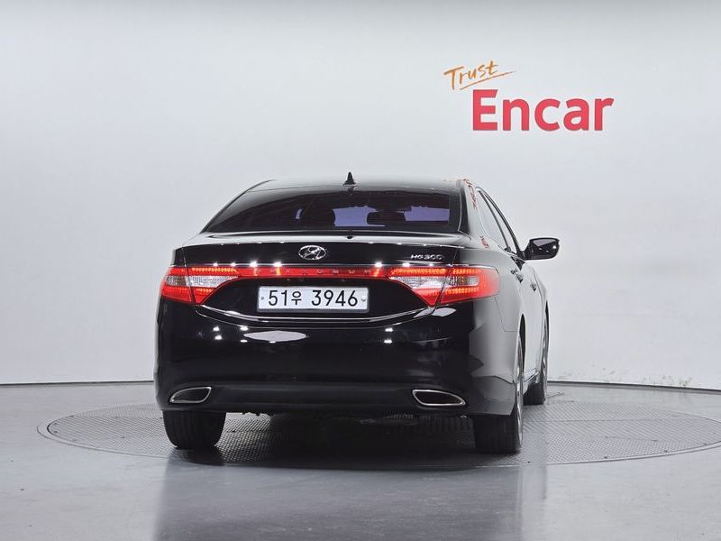 2012 Hyundai Grandeur HG HG240 Luxury photo 4