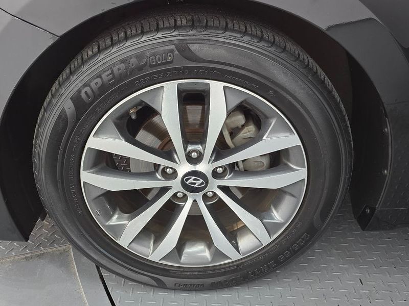 2012 Hyundai Grandeur HG HG240 Luxury photo 5
