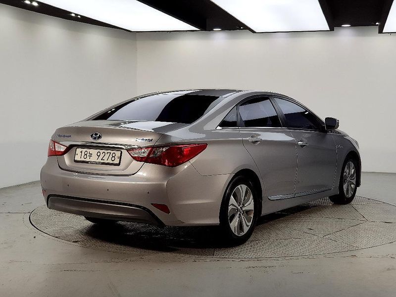 2014 Hyundai Sonata 2.0 Modern photo 4