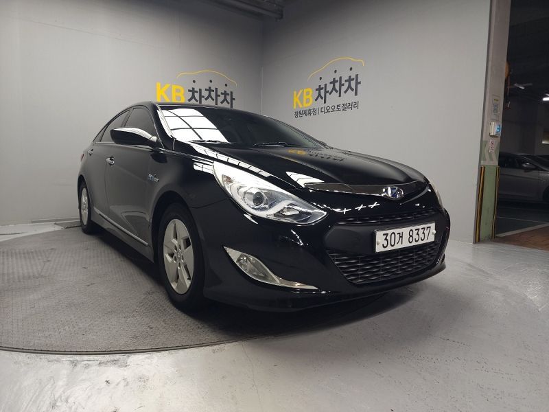 2012 Hyundai YF Sonata 2.0 Smart photo 2