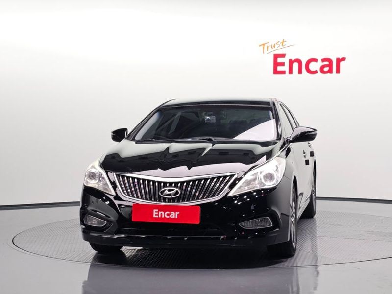 2014 Hyundai Grandeur HG HG240 Modern photo 3