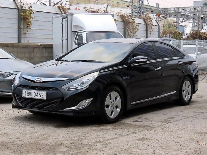2012 Hyundai YF Sonata 2.0 Premier photo 2