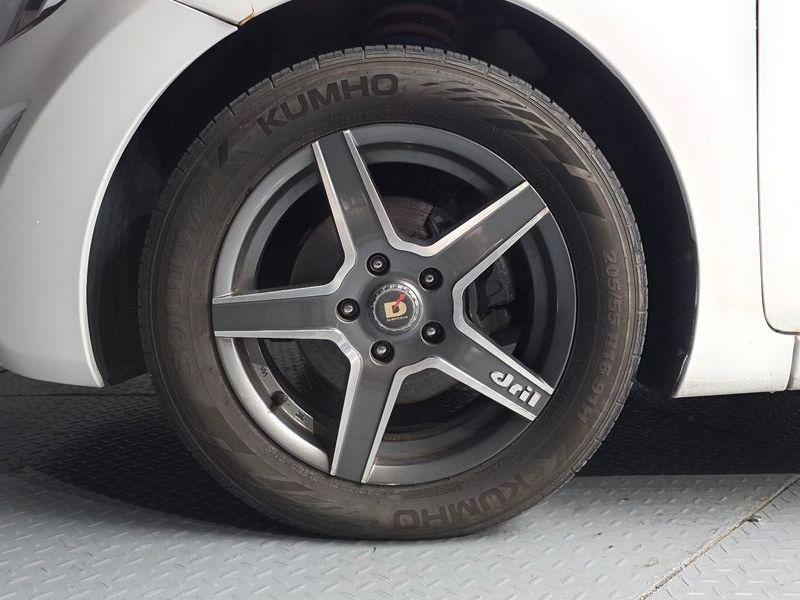 2012 Hyundai Avante MD M16 GDI Premier photo 5