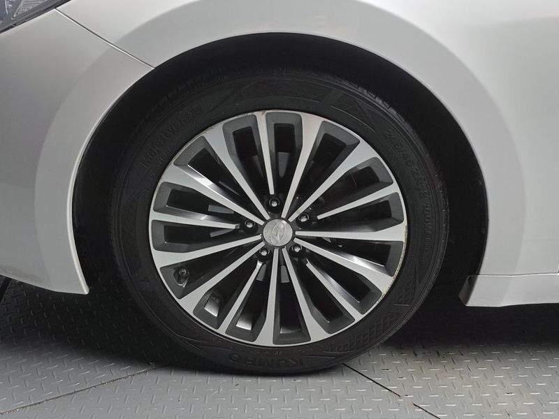 2013 Hyundai Grandeur HG HG240 Modern photo 5