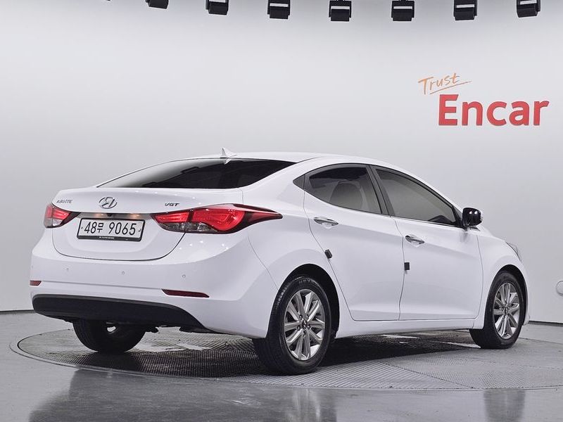 2014 Hyundai The New Avante MD 1.6 VGT Smart Standard photo 2