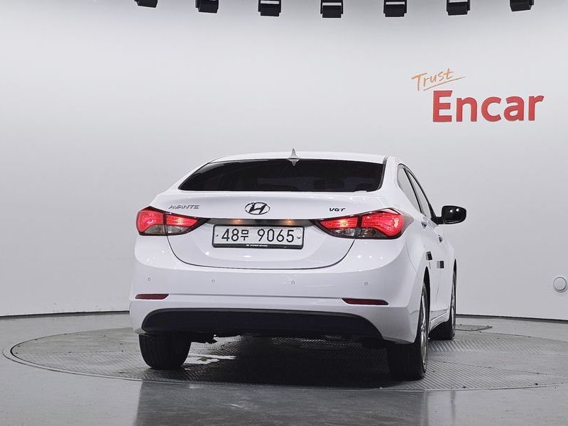 2014 Hyundai The New Avante MD 1.6 VGT Smart Standard photo 4