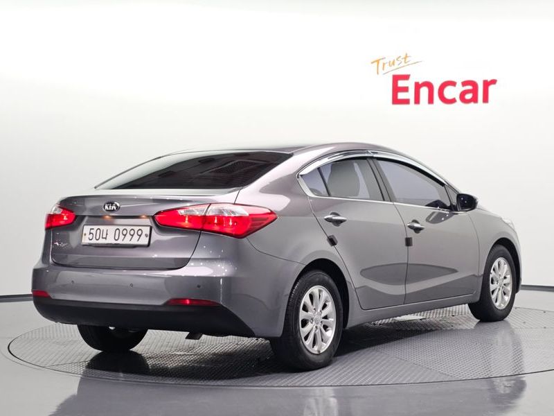 2015 Kia K3 YD Luxury photo 2