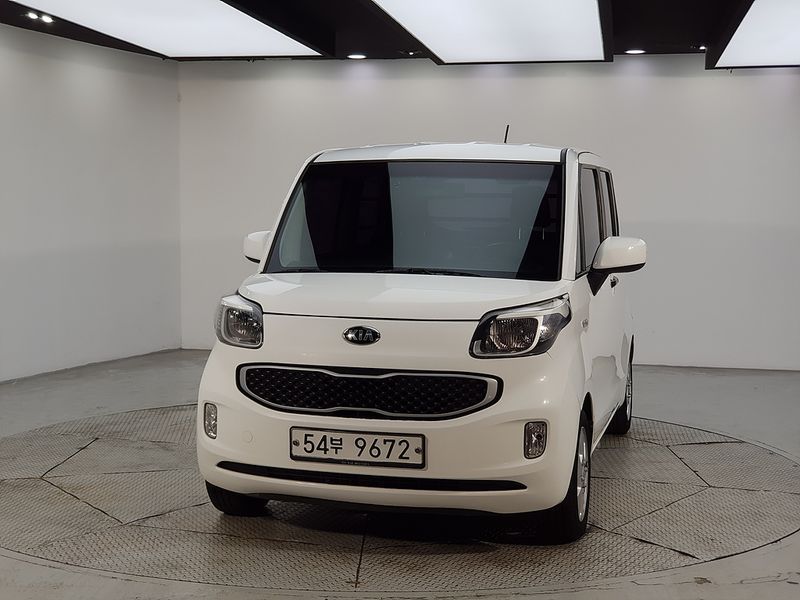 2013 Kia Ray VAN Deluxe photo 2