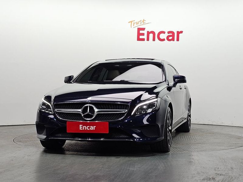 2015 Mercedes-Benz S-Class CLS bluetec 4MATIC Shooting Brake photo 3
