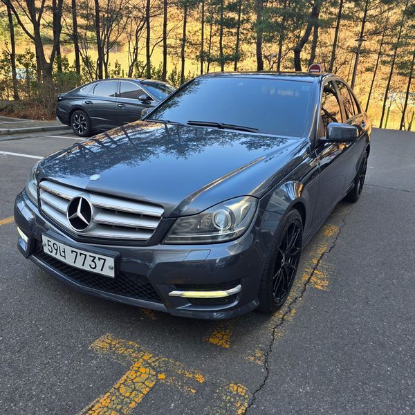 2013 Mercedes-Benz C-Class C220 CDI photo 3