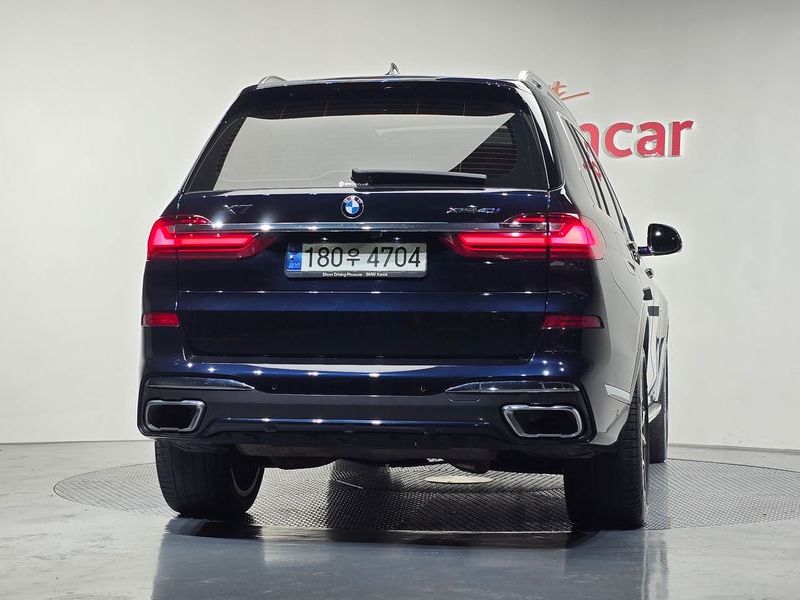 2021 BMW X7 xDrive 40i M Sport 6STR photo 4
