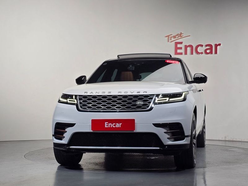 2018 Land Rover Range Rover Velar L560 3.0 D300 R-Dynamic HSE photo 3