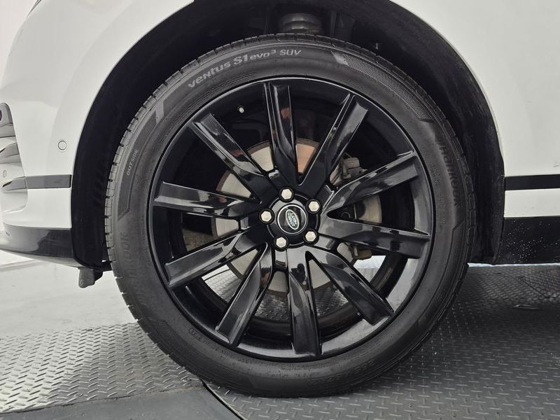 2018 Land Rover Range Rover Velar L560 3.0 D300 R-Dynamic HSE photo 5