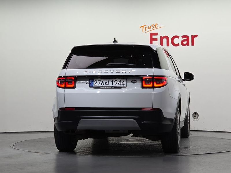 2020 Land Rover Discovery Sport L550 D150 S photo 4