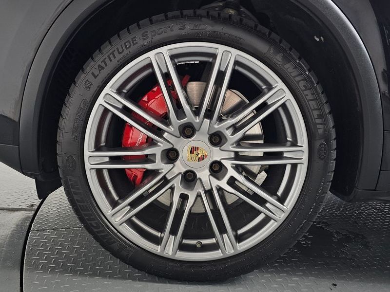 2015 Porsche Cayenne 958 4.8 Turbo 958 photo 5