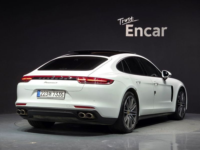 2020 Porsche Panamera 971 3.0 AWD photo 2
