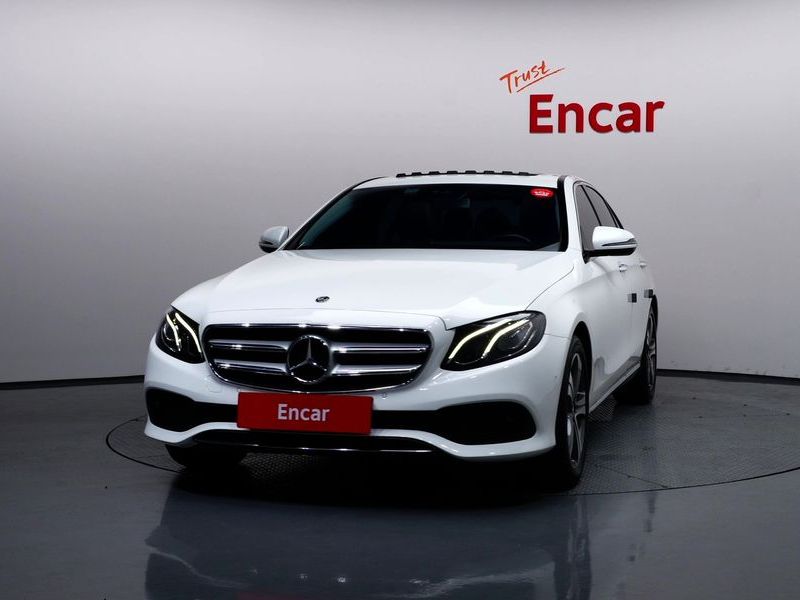 2019 Mercedes-Benz E-Class W213 E300 Avantgarde photo 3